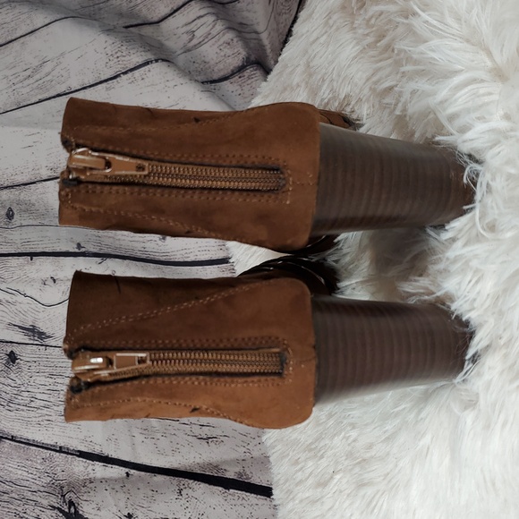 Carlos by Carlos Santana Brown Heeled Ankle Bootie Size 9 EUC - Picture 3 of 12